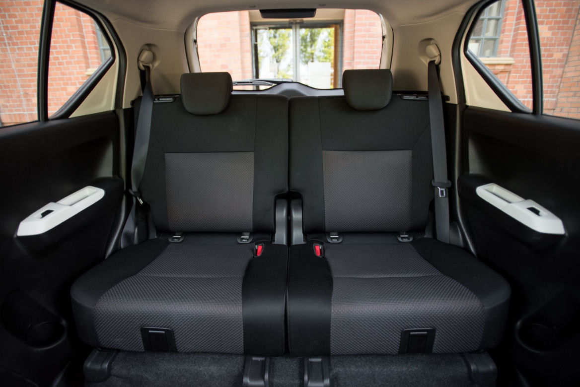 Suzuki Ignis 1.2 DualJet 90 KM SHVS 2WD 5MT