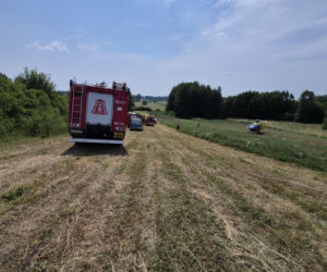 Tragedia w Świętokrzyskiem. Ciągnik przygniótł 14-latkę, życia dziewczynki nie udało sie uratować