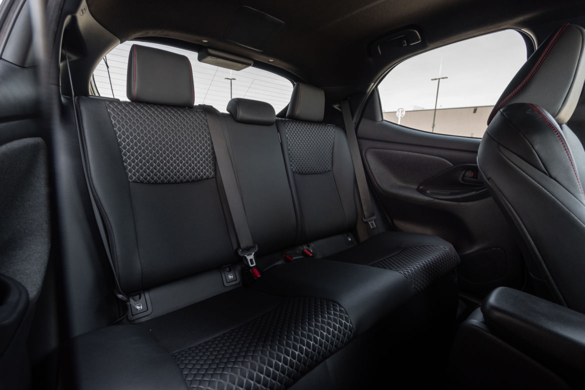 2020 Toyota Yaris 1.5 HYBRID Premiere Edition (Tokyo Fusion)