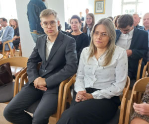 Dwadzieścioro młodych zdolnych. W Lesznie wręczono Laury Oświaty