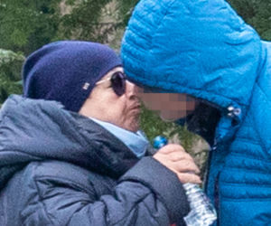 Ewa Bem z mężem na spacerze