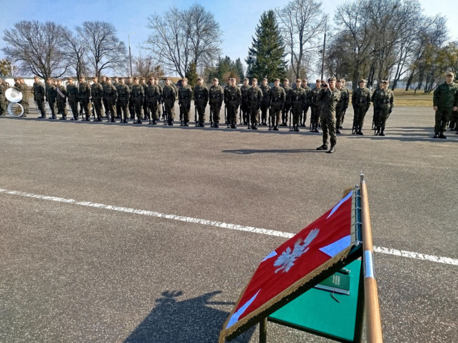 Chorągiew dla Ośrodka WOT