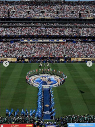Robbie Williams i Nicole Scherzinger rozgrzali finał mundialu! Ich występ przejdzie do historii