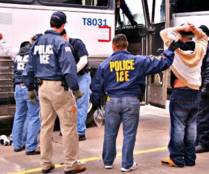 ICE dopadło ponad 100 imigrantów