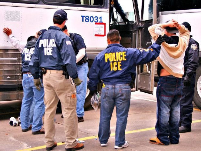 ICE dopadło ponad 100 imigrantów