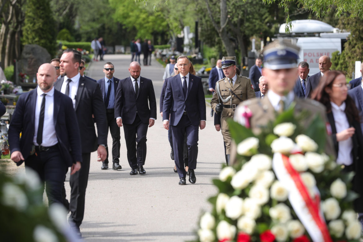 Prezydent upamiętnił ofiary katastrofy smoleńskiej