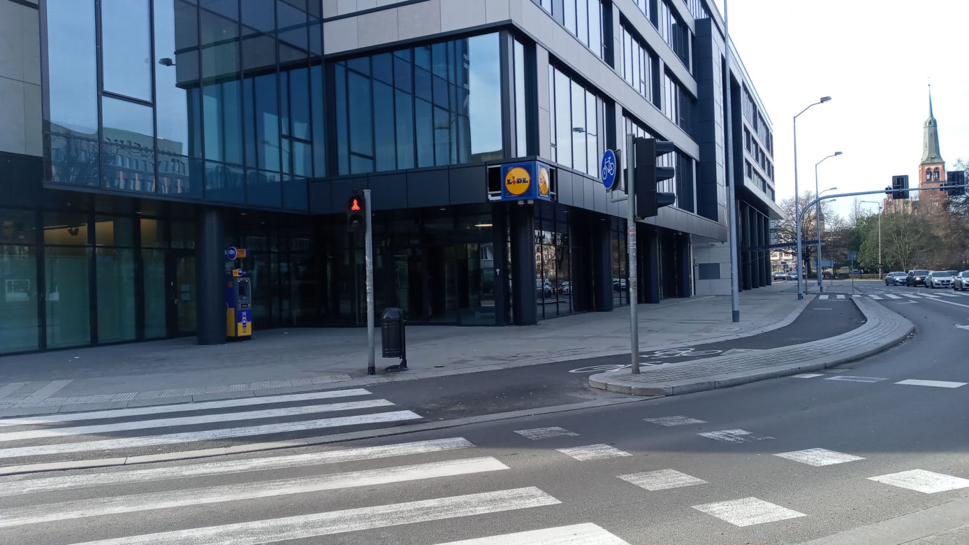 Szyld sklepu Lidl w szczecińskim "Posejdonie" budzi wiele kontrowersji