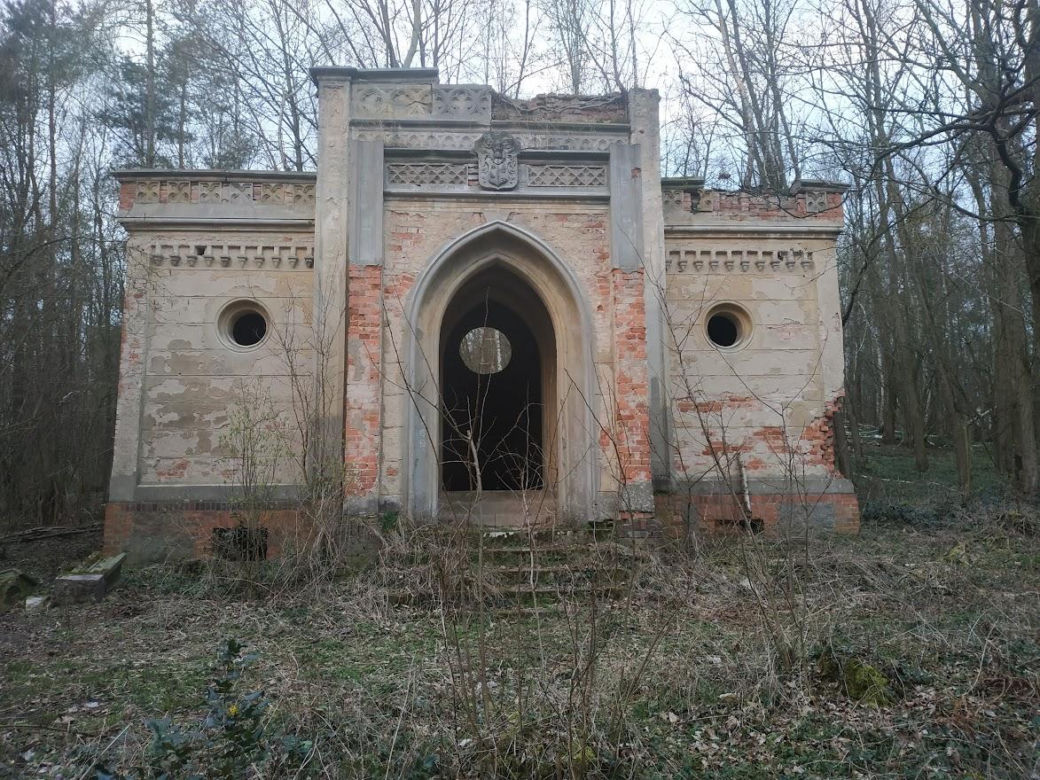 Mauzoleum w Witosławiu