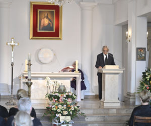 Pogrzeb Igi Cembrzyńskiej. Tłum gwiazd oddaje hołd wielkiej artystce