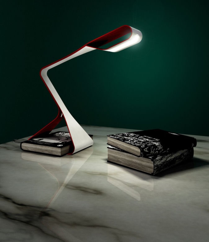 Ergonomiczna lampa na biurko