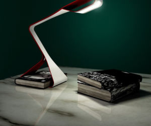 Ergonomiczna lampa na biurko