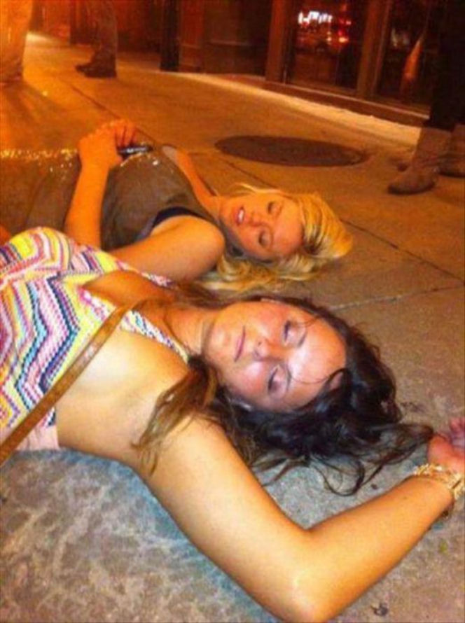PIJANE DZIEWCZYNY: Alkohol robi z nich ZWIĘRZĘTA - GALERIA