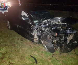 Zderzenie czołowe dwóch BMW na drodze krajowej nr 3