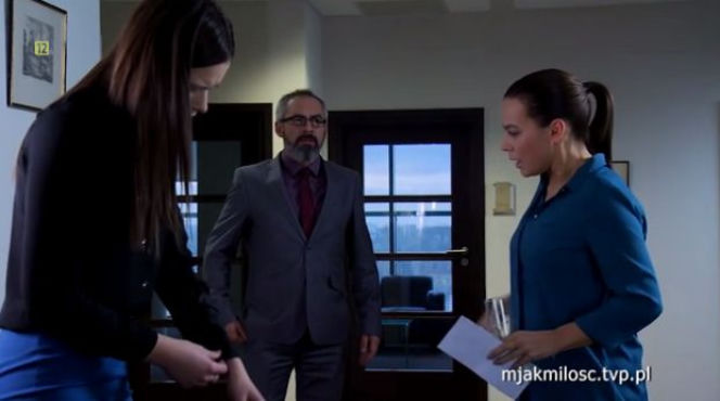 M jak miłość. Karolina Kubiak (Iga Górecka), Magda (Anna Mucha), Adam Werner (Jacek Kopczyński)
