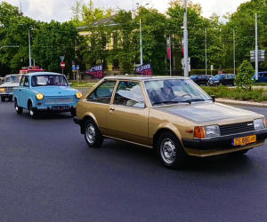 Parada zabytkowych pojazdów w Szczecinie