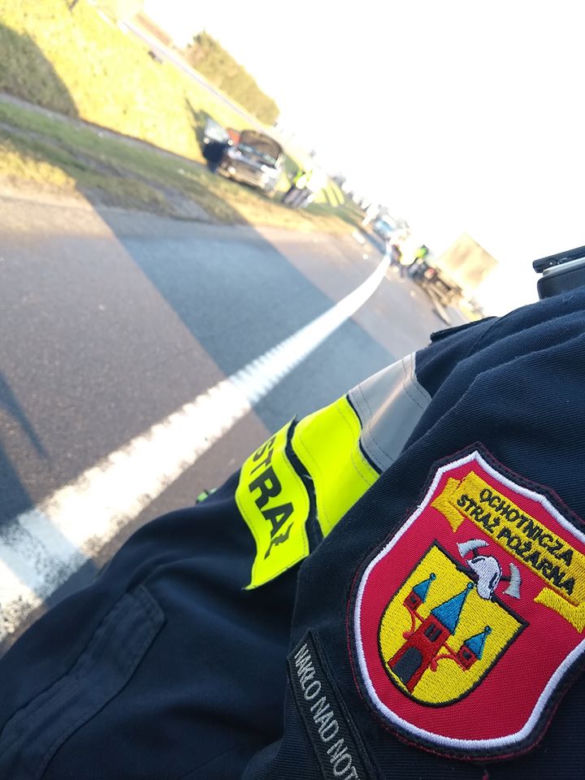 Tragiczny wypadek na DK 10. Nie żyje kierowca osobówki. Ruch odbywa się wahadłowo 