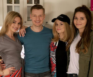 M jak miłość po wakacjach 2018. Julka (Joanna Kuberska), Paweł (Rafał Mroczek), Kalina (Karolina Sawka), Katia (Joanna Jarmołowicz)