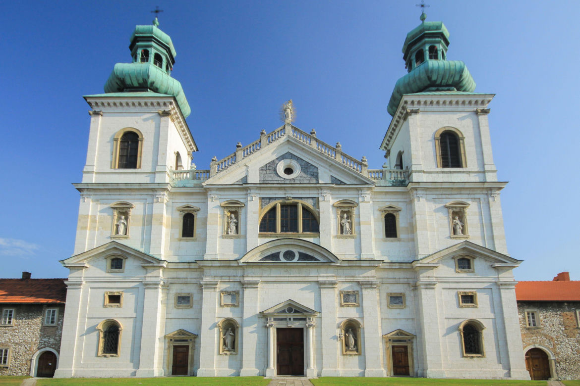 Klasztor kamedułów na Bielanach. Zakonnicy mieszkają tam od ponad 400 lat