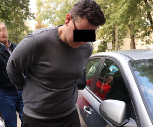 To on wjechał w rodzinę z niemowlęciem. Hubert B. doprowadzony do prokuratury w Krakowie