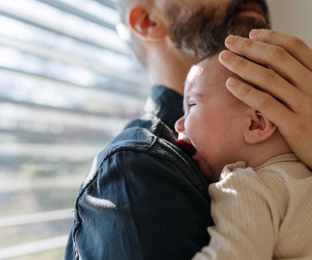 Niemowlę płacze bez przerwy? To może być potrzeba ciszy i spokoju
