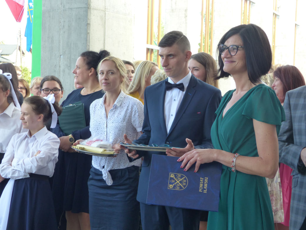 Otwarcie szkoły przy Sucharskiego