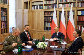 Gen. Wiesław Kukuła pozostaje Szefem Sztabu Generalnego WP. Prezydent powierzył mu drugą kadencję