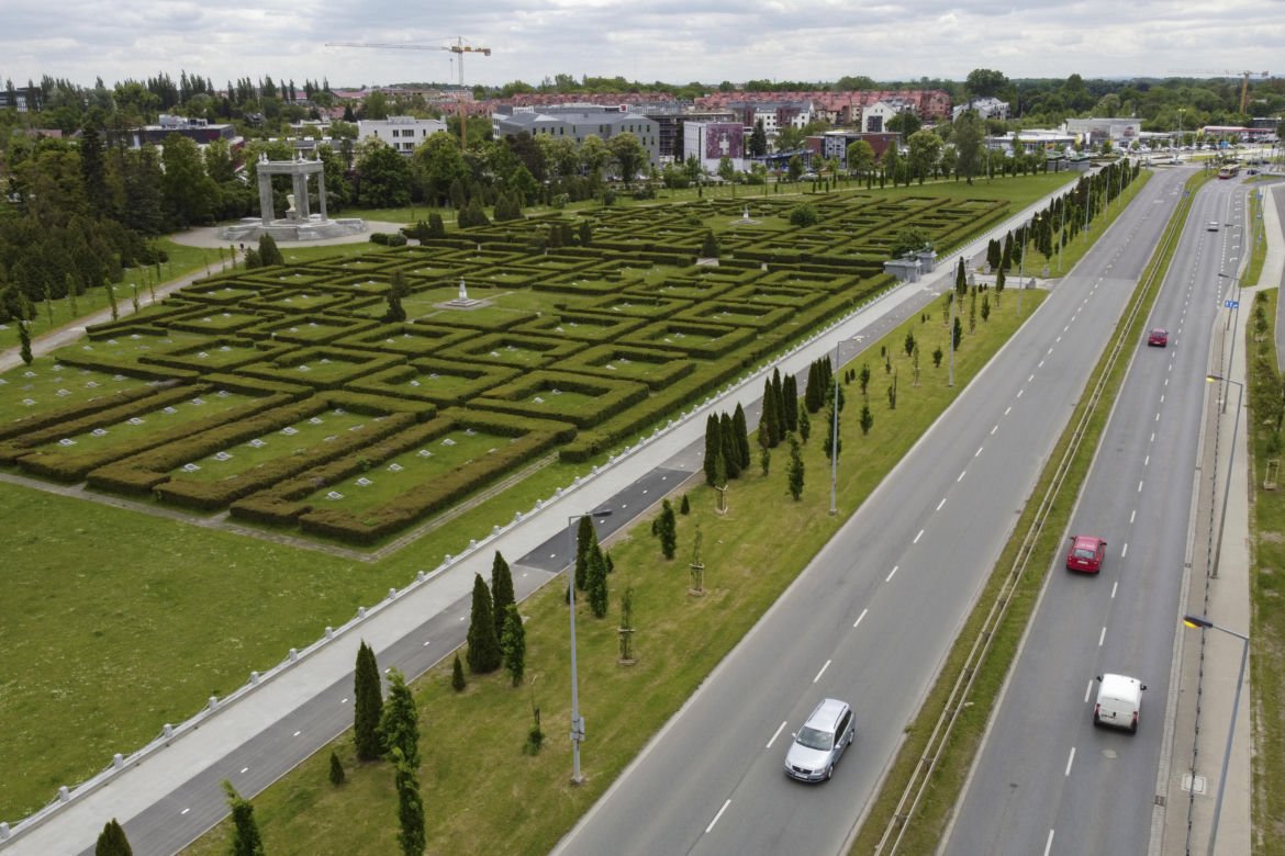 Nowa trasa rowerowa na al. Karkonoskiej we Wrocławiu