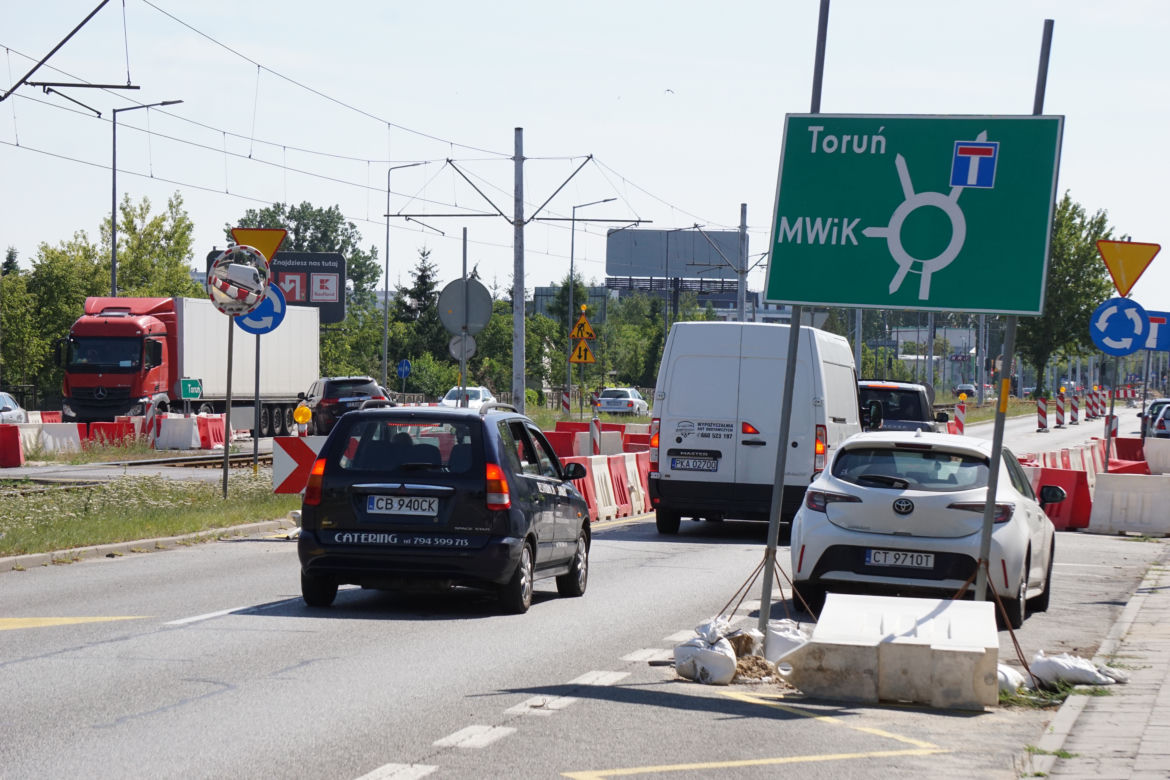 Budowa nowego torowiska na ul. Perłowej w Bydgoszczy 