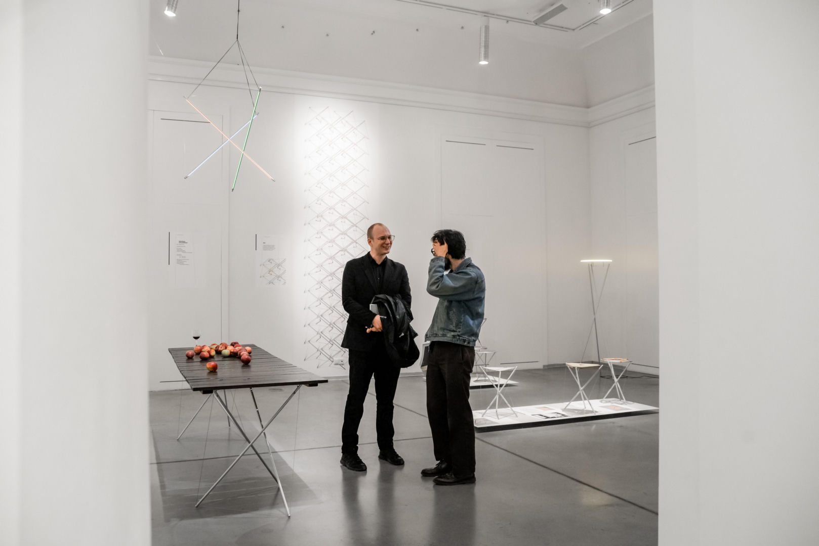 Wernisaż wystawy Jerzego Porębskiego „I cóż z tego, że świat wisi na włosku?”