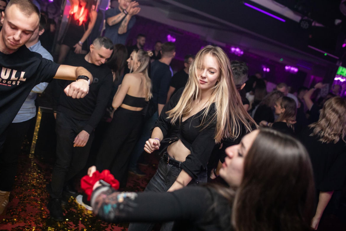 Listopadowe imprezy w kieleckich klubach Maska oraz UltraViolet