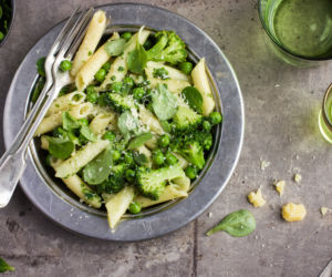 Pesto z brokułów: przepis na świeży i pyszny sos do makaronu