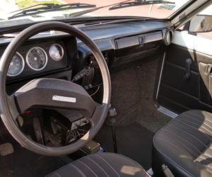 Białystok. Czeska milicja na ulicach miasta. To Skoda 120 L