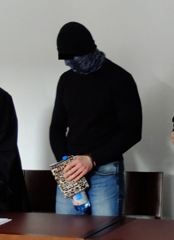 Prawie go zabił! Piotr P. przed sądem odpowie za atak na kierowcę Bolta