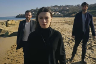 Wichrowe wzgórze: Policja znajduje ciało Halila. W tle awantura o wielki majątek