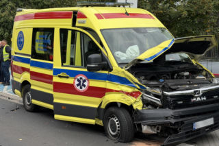 Wypadek karetki na Al. Zjednoczenia