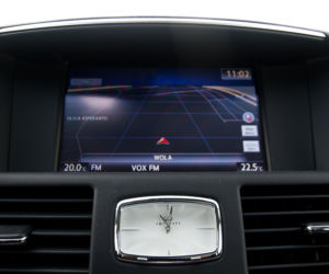 Infiniti Q70h Premium Tech