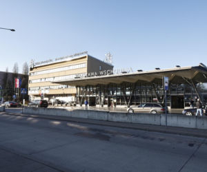 Warszawa. Wojsko na stacjach kolejowych