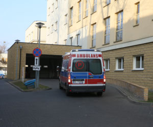 Młoda pielęgniarka zmarła na koronawirusa