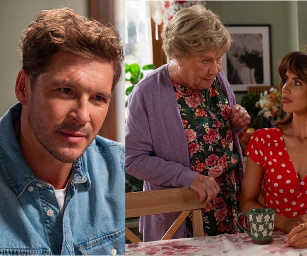 Marcin (Mikołaj Roznerski) w denimowej koszuli patrzy w bok. Obok Barbara (Teresa Lipowska) w kwiecistej sukience i fioletowym kardiganie rozmawia z Kamą (Michalina Sosna), która w czerwonej sukience w białe kropki siedzi przy stole. Więcej o kryzysie Kamy i Marcina po ślubie znajdziesz na Super Seriale.