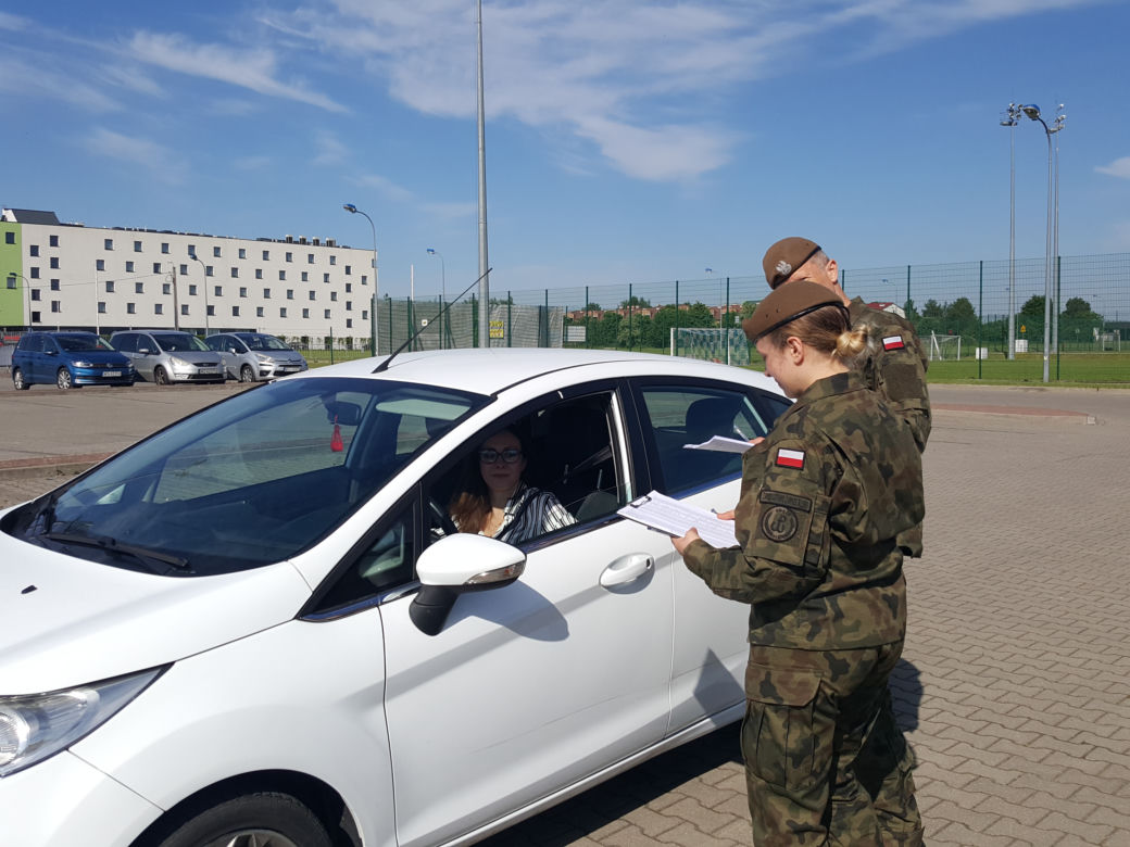 Punkt szczepień drive-thru w Siedlcach