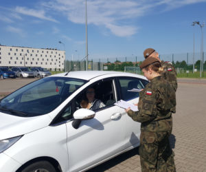 Punkt szczepień drive-thru w Siedlcach