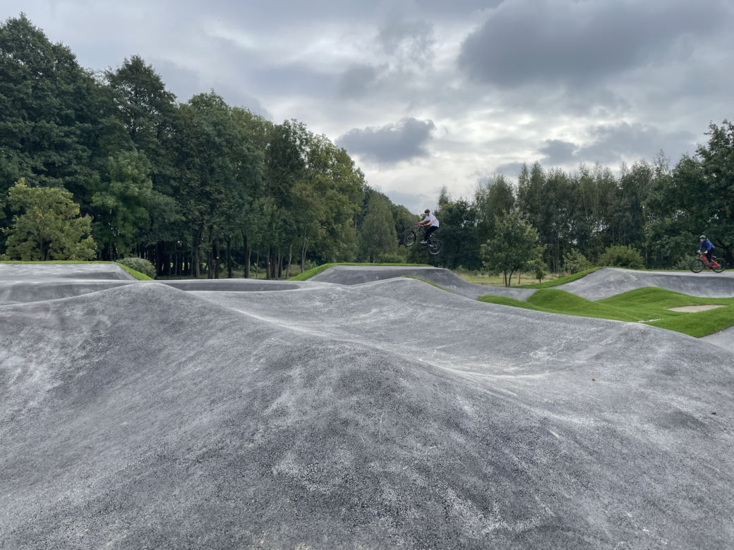Pierwszy w Radomiu tor pumptrackowy powstał na Borkach