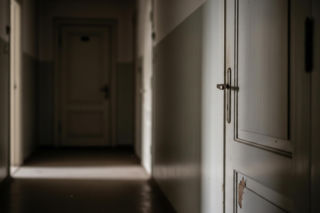 Interwencja służb w Bytomiu. Co ujawniono za zamkniętymi drzwiami?