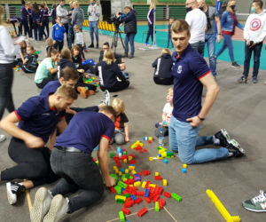 Bydgoscy sportowcy pomagają chorym dzieciom 