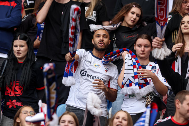 Górnik Zabrze - Lech Poznań: Zdjęcia kibiców i zawodników z meczu 8. kolejki PKO BP Ekstraklasy