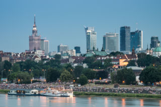 Warszawa chce przekazywać mieszkania na własność za bezcen