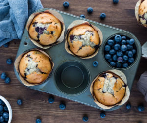 Klasyczne muffinki z borówkami 