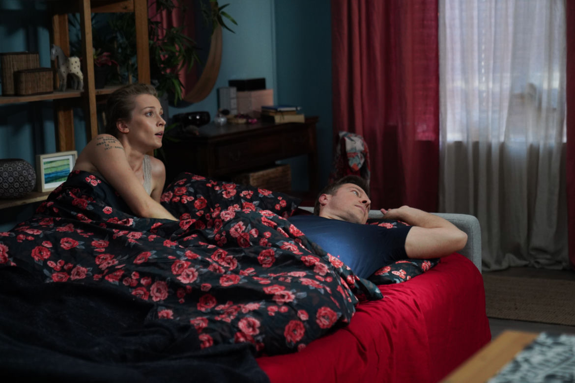 Barwy szczęścia, odc. 2588: Renata (Anna Mrozowska), Andrzej Romanowski (Maciej Jachowski)	