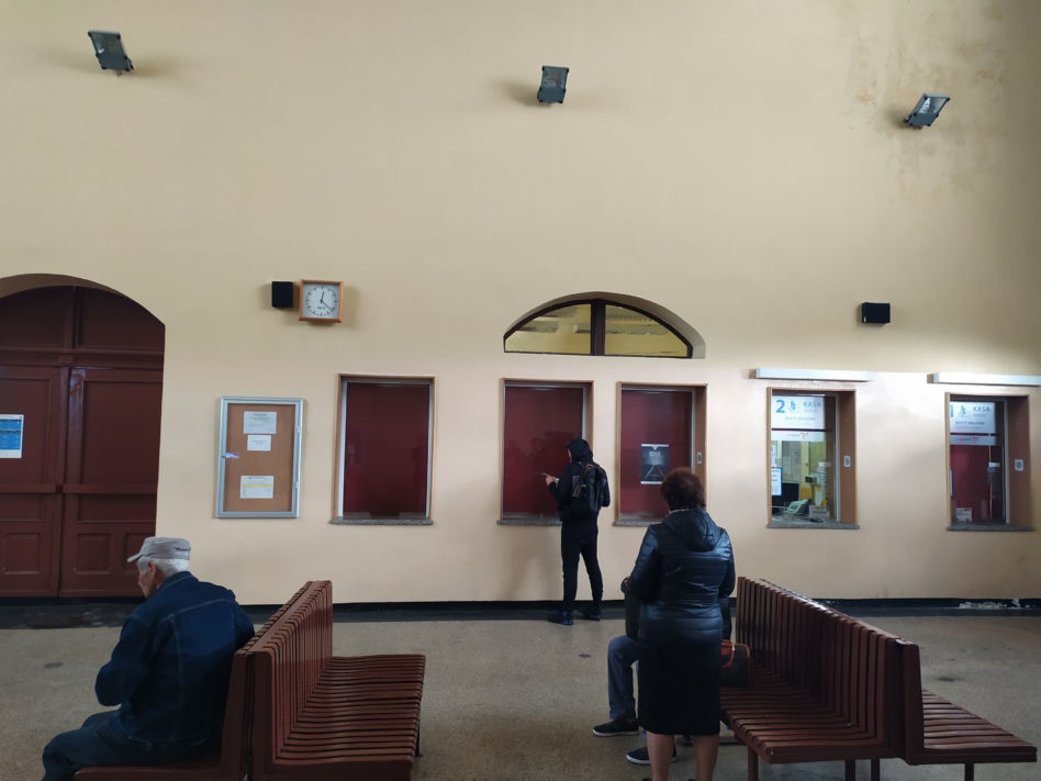 Przebudowa dworców kolejowych w Toruniu według projektu pracowni RYSY Architekci