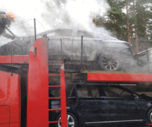 Pożar lawety z nowymi BMW